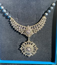Heidi Daus 15-18 Inch Signed Cleopatra Style Necklace And Pendant With Amethyst Crystal And Faceted Beads