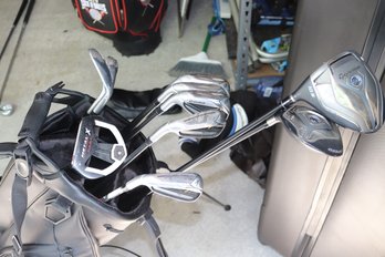Left-handed Golf Clubs & Bag Taylor Made 10.5, 3 Wood, Taylor Made R Bladez Irons 5,6,7,8,9, Odyssey Meta