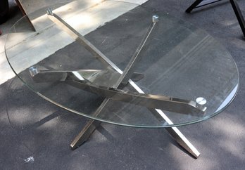 Stylish Contemporary Coffee/cocktail Table On A Polished Chrome Base