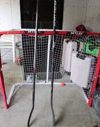 Mylec Hockey Net With 2 Sticks