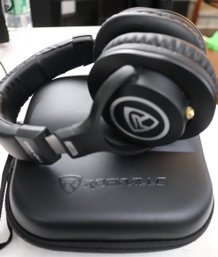Rockville Headphones Pro -M50 Includes Wires And Case