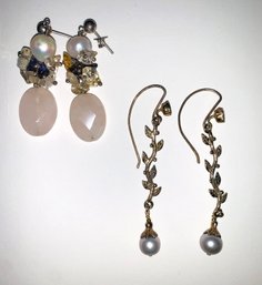 Lot Of 2 Pairs Of Earrings One With A Rose Quartz Drop,