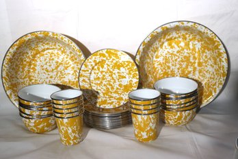 Golden Rabbit Yellow Mottled Dish Ware