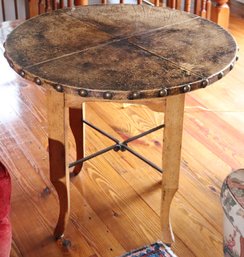 Rustic Style Wood Accent Table With A Leather Top And Round Clavos/nail Head Accents