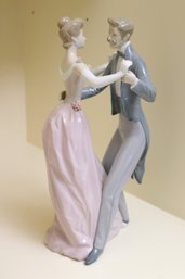 Anniversary Waltz Lladro Porcelain Figurine Handmade In Spain 1372