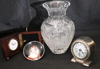 Etched Crystal/glass Vase, Miniature Portrait Plate, And Decorative Quartz Clock In Case
