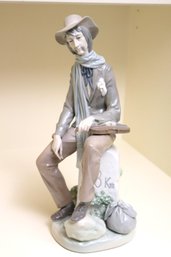 Lladro Violinist Porcelain Figurine