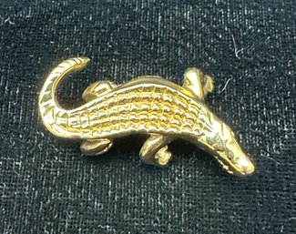 18K YG Alligator Design Brooch Pin-Signed