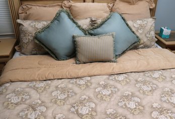 King Size Bedding Ensemble With Pillows, Reversible Coverlet And More