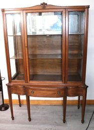 Traditional Vintage China Cabinet With Glass Doors