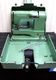 Elna Supermatic Portable Sewing Machine Type 722010