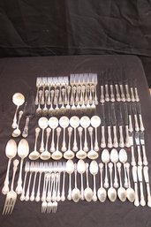 TOWLE OLD MASTER STERLING SILVER FLATWARE SET - SERV FOR 12,  89 PC