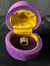 18K YG Gucci Pierced Wedding Band Ring-Size 6.5, Signed