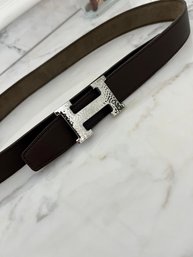 Hermes Womans Belt With Silvertone Hammered Look Buckle