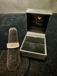14K RG Open Chevon Design Diamond Pave Ring - Size 6