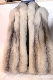Beautiful Vintage Silver FoxFur Vest Approx. Size 8