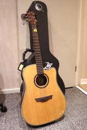 Dean Acoustic Guitar With Steel Strings With Tacoma Carrying Case.