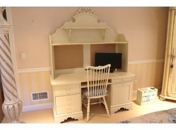 Quality Lexington Furniture Off White Shabby Chic Style Desk With Crested Hutch