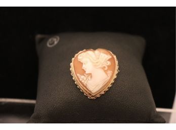 14K Heart Shaped Cameo Pendant/brooch