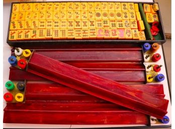 Vintage Bakelite Ma Jong Set With 152 Pieces And 5 Racks