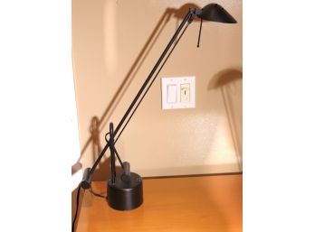 Vintage Crane Neck Modern, Portable, Table Lamp In Working Condition.