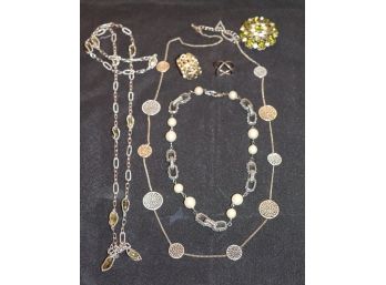 Women's Jewelry Lot Includes Long Decorative Necklaces, Rings And Brooch