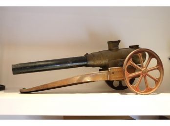 Vintage Bang Metal Toy Cannon