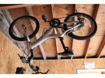 MTX One Twenty Five Kids Size Mountain Bike