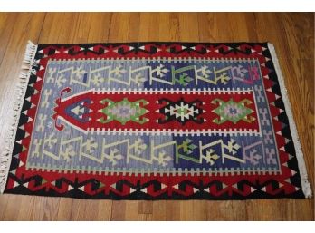 HAND LOOMED FLAT WEAVE AREA RUG WITH GEOMETRIC DESIGN MEASURES 33' W X 52 ' L