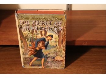 VINTAGE NANCY DREW MYSTERY STORIES THE SECRET OF THE OLD CLOCK BY CAROLYN KEENE  1930