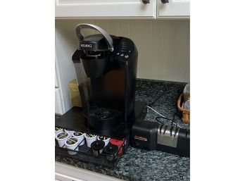 Keurig Coffee Maker Model K-40 With Pod Holder & Chefs Choice Knife Sharpener