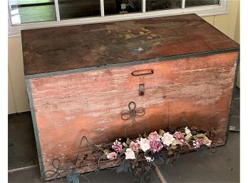 Vintage Gordon Wood Trunk/Horse Tack Box With Compartments For Storage