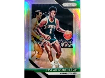 2018-19 Panini Prizm Prizms Silver #125 Oscar Robertson