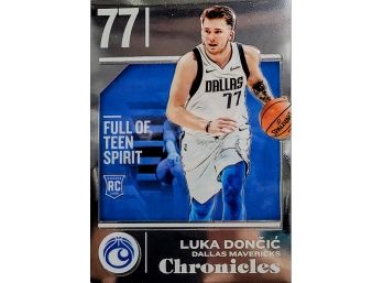 2018-19 Panini Chronicles Rookies Luka Doncic #512 Rookie RC