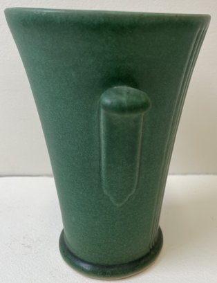 Signed Green WELLER Pottery Vase #8829 | Auctionninja.com