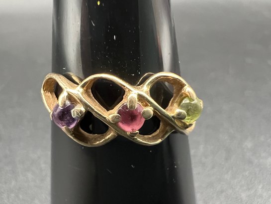 10KT Gold And Multi Gemstone Ring Sz 6.5 Weighs 1.8 Grams