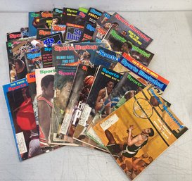 (33) SPORTS ILLUSTRATED NBA Basketball Themed Magazines 1968 - 1990