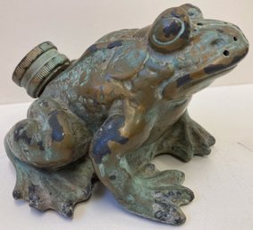 Metal Frog Sprinkler / Fountain