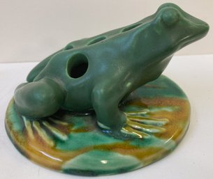 Vintage FULPER Garden Frog