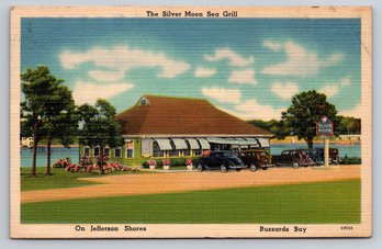 1940s Buzzards Bay Cape Cod MA The Silver Moon Restaurant Linen Postcard