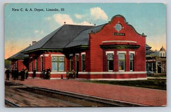 1920 Lincoln IL Train Railroad Depot Postcard