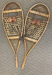 Vintage Snowshoe Pair