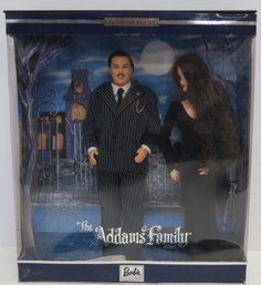 Adams Family Giftset 2000 Barbie Dolls-NIB