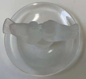 LALIQUE Crystal Frosted Dove Ring Dish