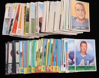 (137) 1955-1964 Football Card Lot With Stars