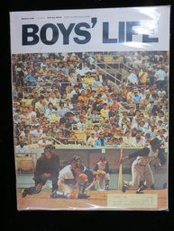 1968 Boys Life Magazine With Roberto Clemente Pirates Baseball Player On The Cover