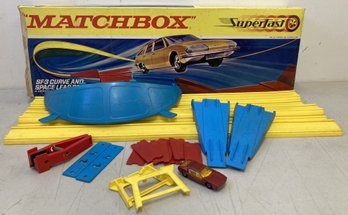 Vintage MATCHBOX Superfast SF-3 Curve & Space Leap Set In Original Box