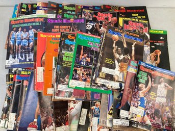 Large Collection Of 1960s-1990s SPORTS ILLUSTRATED With BASKETBALL Theme 70