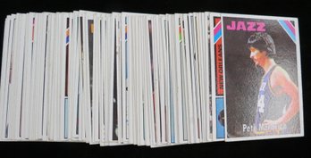(90) 1975 Topps Basketball Cards With Stars
