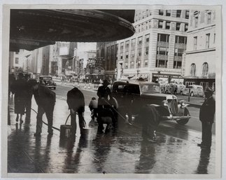 1938 New York City Broadway News Service Photo - Type 1